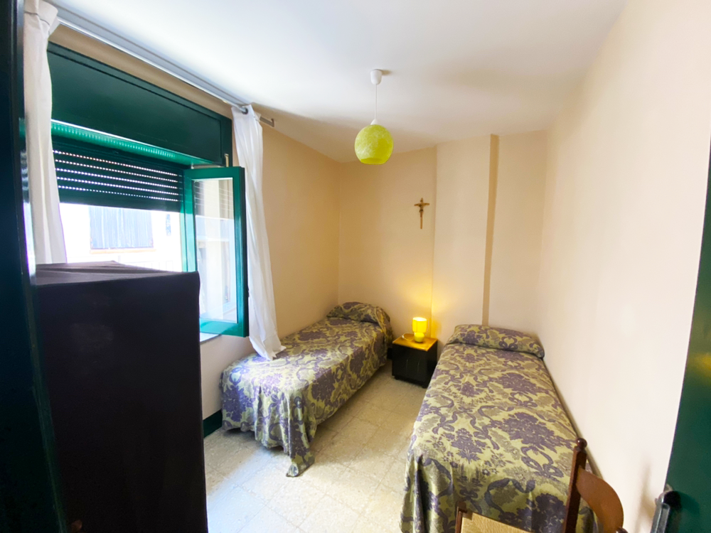 Detached house in the historic center (via Savonarola, 22)