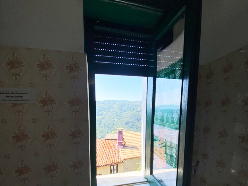 Detached house in the historic center (via Savonarola, 22)