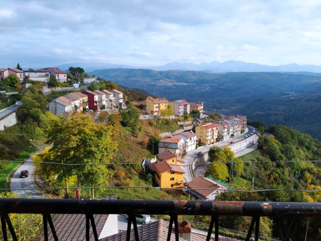 Detached house in the historic center (via Dante, 106)