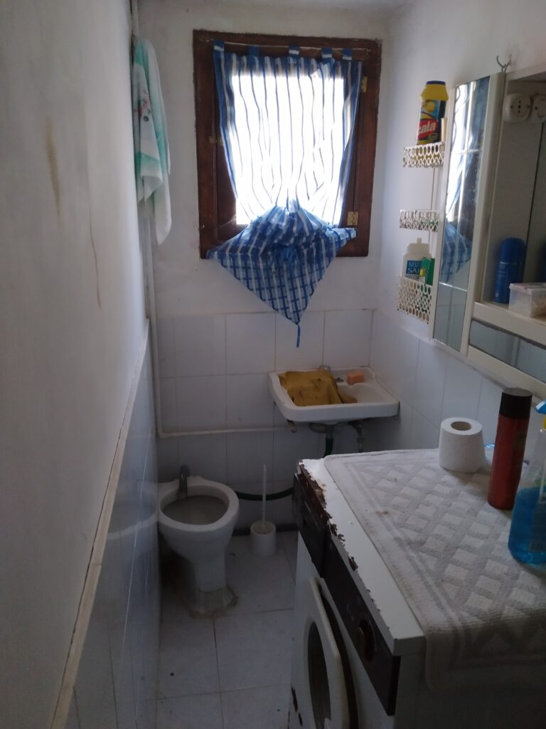 Detached house in the historic center (via Dante, 106)