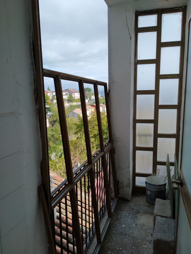 Detached house in the historic center (via Dante, 106)