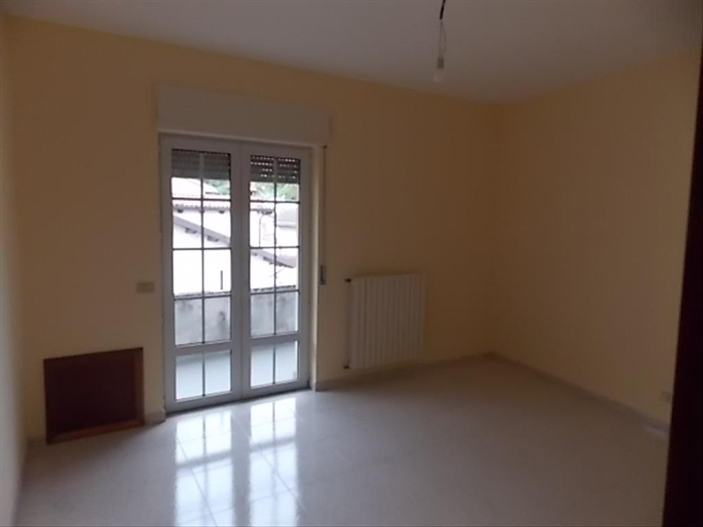 Detached house with garage and storage area (via Tommaso Pedio, 7) La