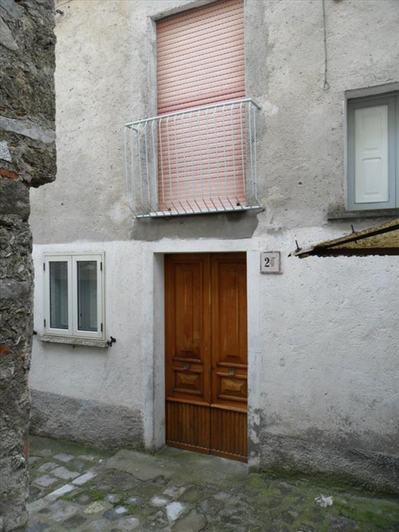 Detached house in the historic center (via Lamarmora, 2)
