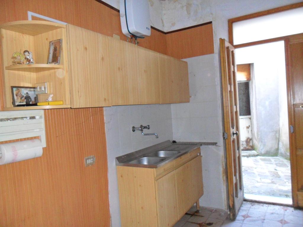 Casa indipendente nel centro storico (via Boccaccio, 3)