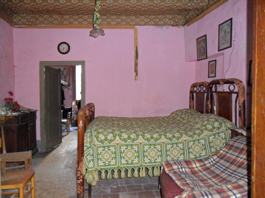 Casa indipendente nel centro storico (via Boccaccio, 3)