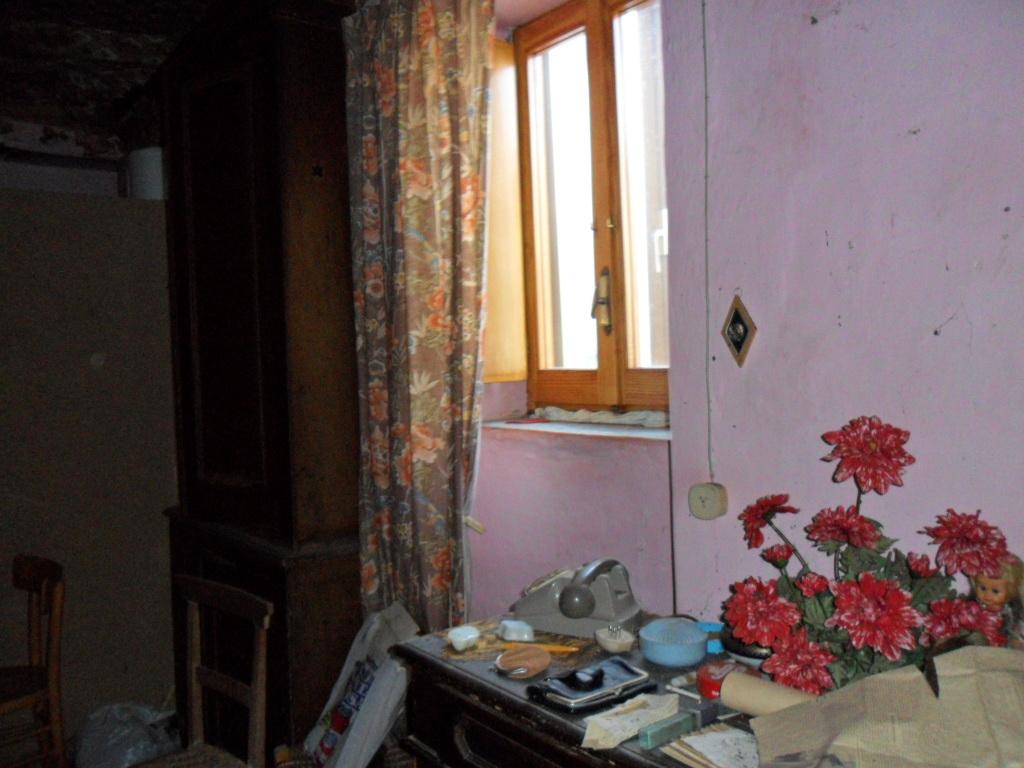Casa indipendente nel centro storico (via Boccaccio, 3)