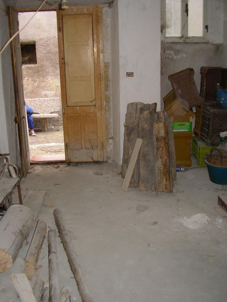 Casa indipendente nel centro urbano (via Cicerone, 3)