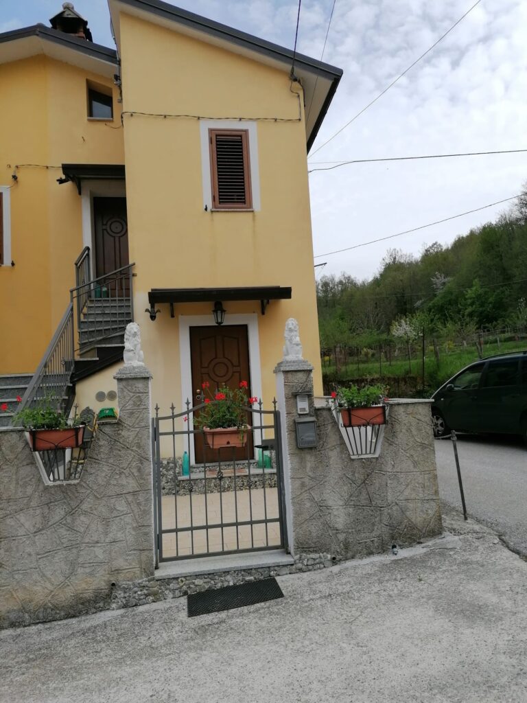 Appartamento nella frazione Agromonte Magnano (via Pomagresta)