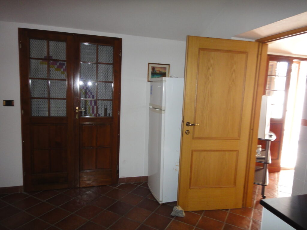 Casa indipendente nella frazione termale (via Cremonesi, 64)
