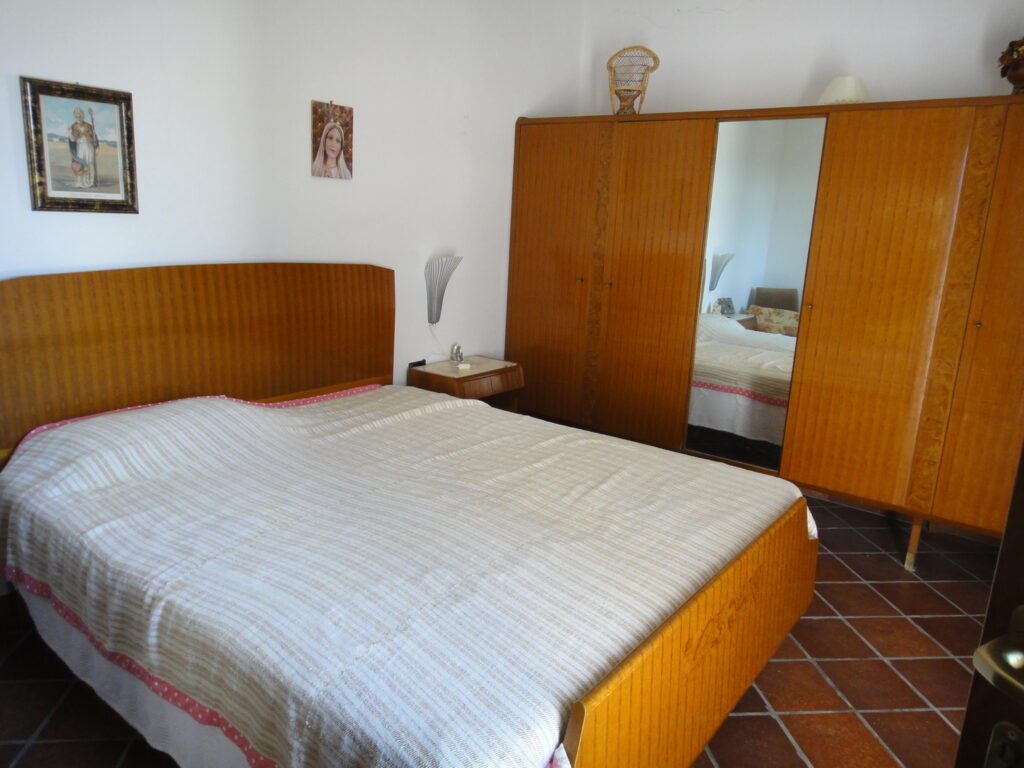 Casa indipendente nella frazione termale (via Cremonesi, 64)