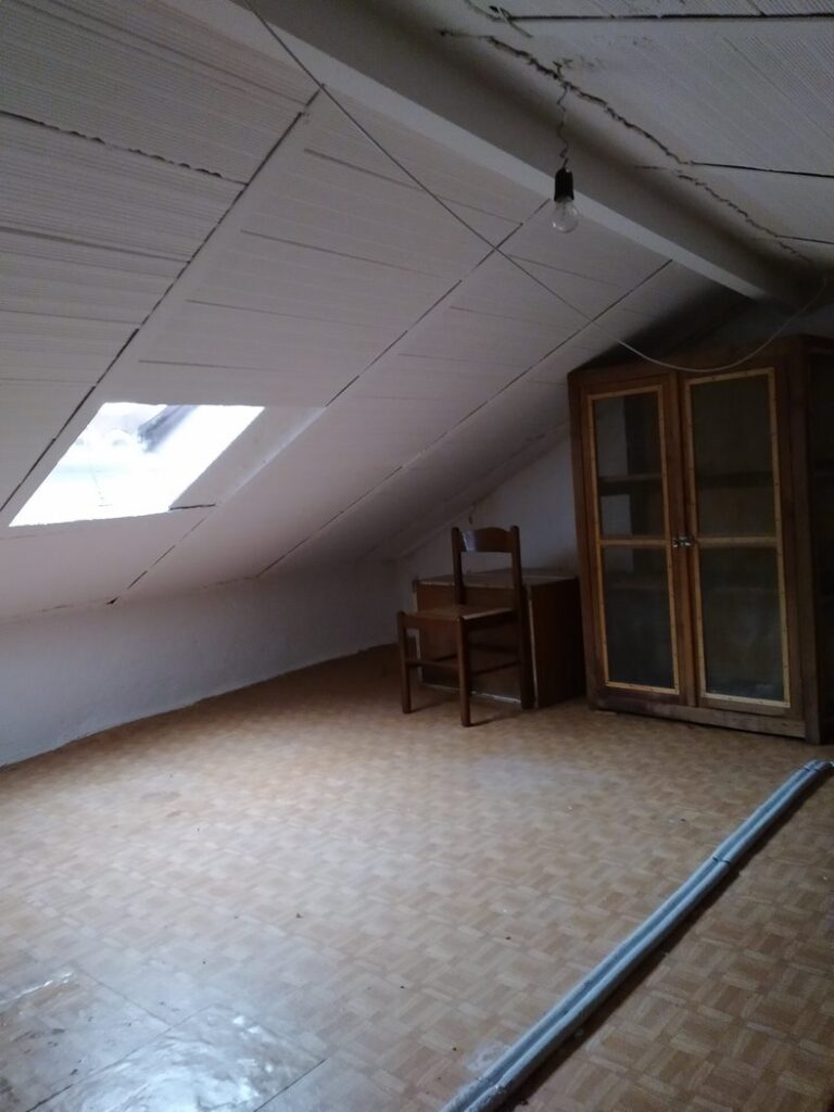 Casa indipendente nel centro storico (via Garibaldi, 7)