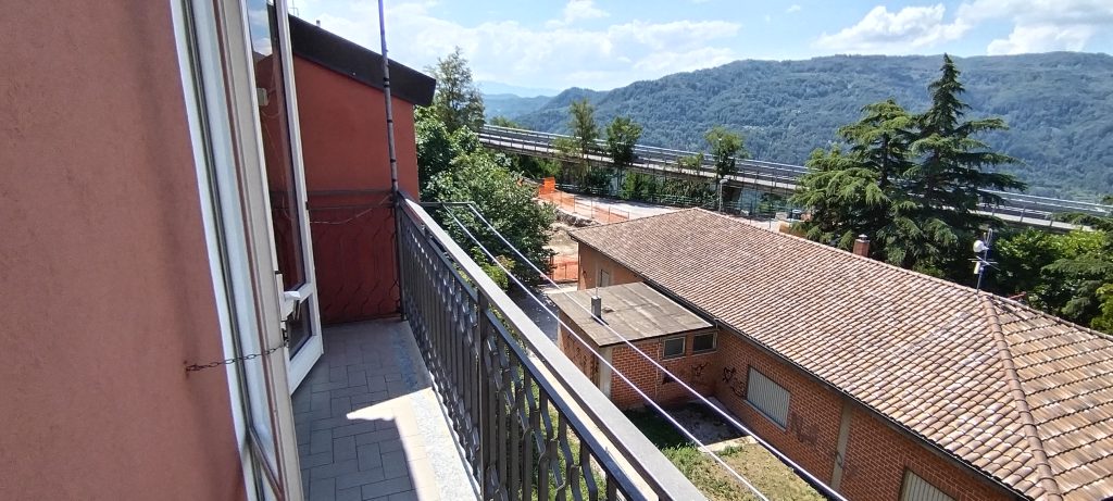 Casa indipendente nel centro urbano (via Nicotera, 7)