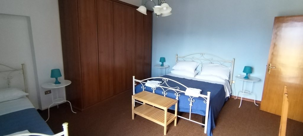 Casa indipendente nel centro urbano (via Nicotera, 7)