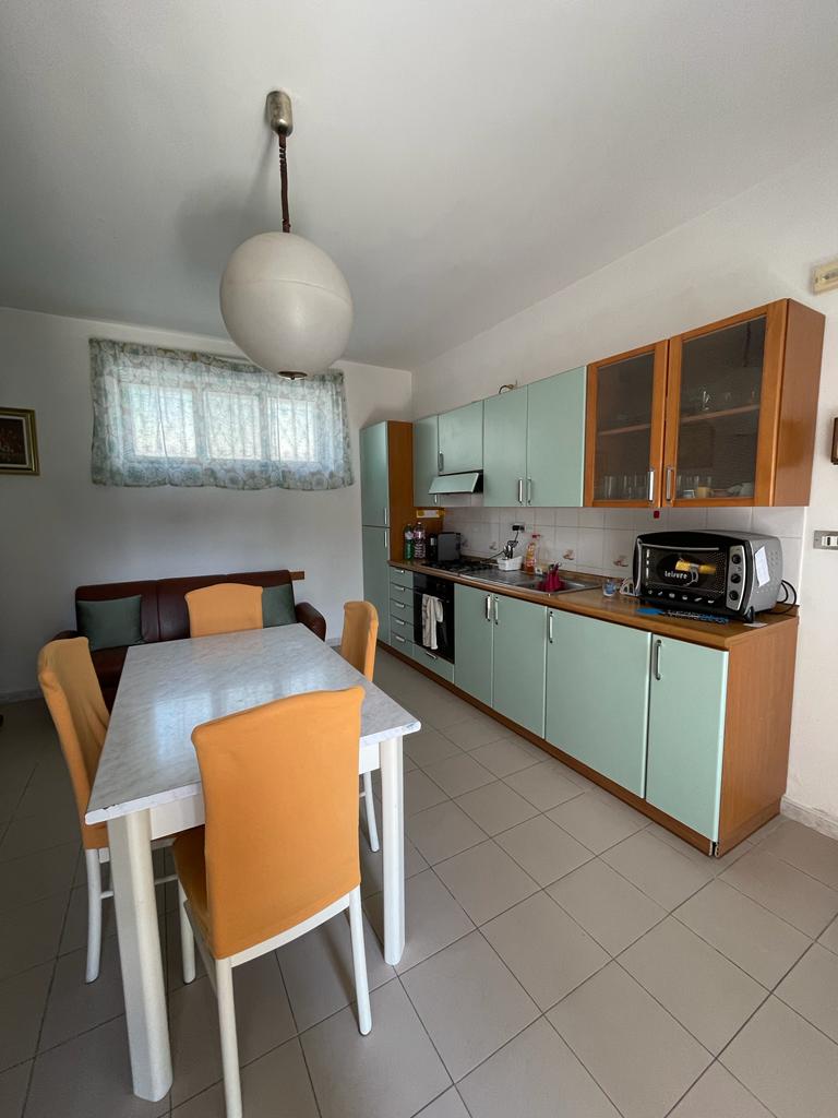 Detached house in the thermal area (viale delle Terme, 19/A)