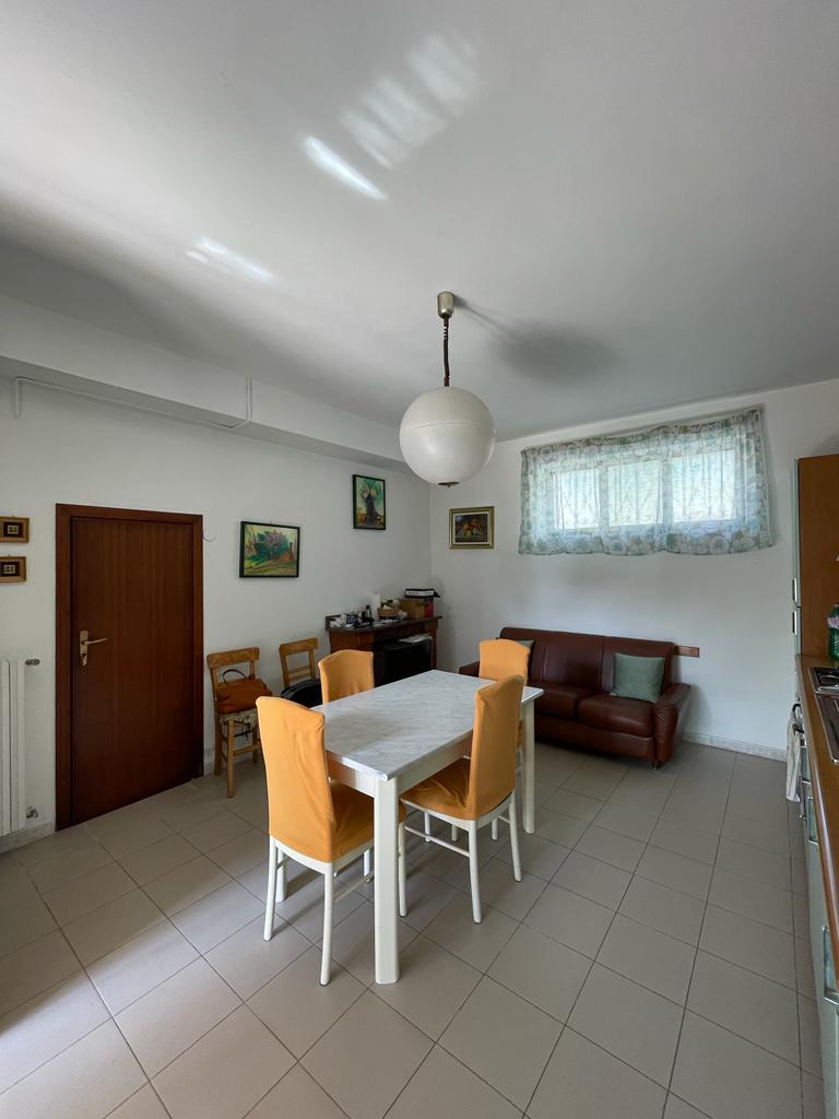 Detached house in the thermal area (viale delle Terme, 19/A)