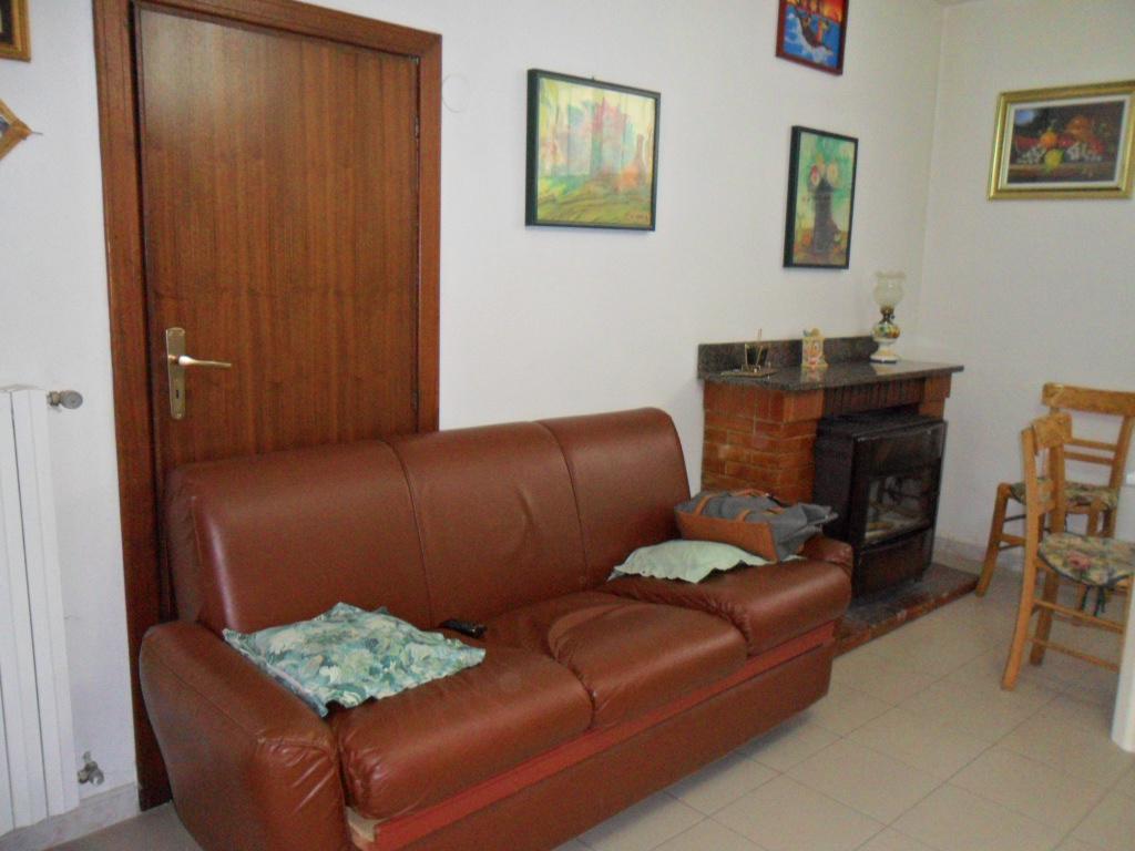 Detached house in the thermal area (viale delle Terme, 19/A)