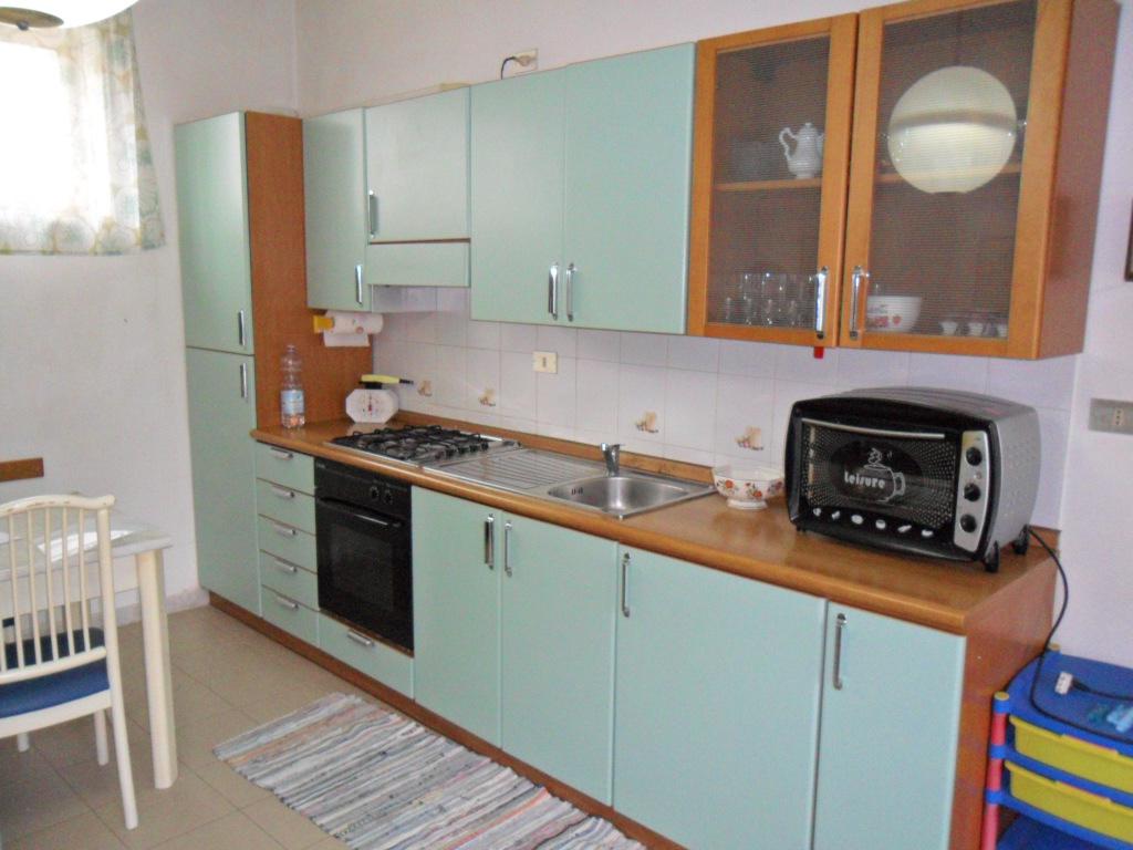 Detached house in the thermal area (viale delle Terme, 19/A)