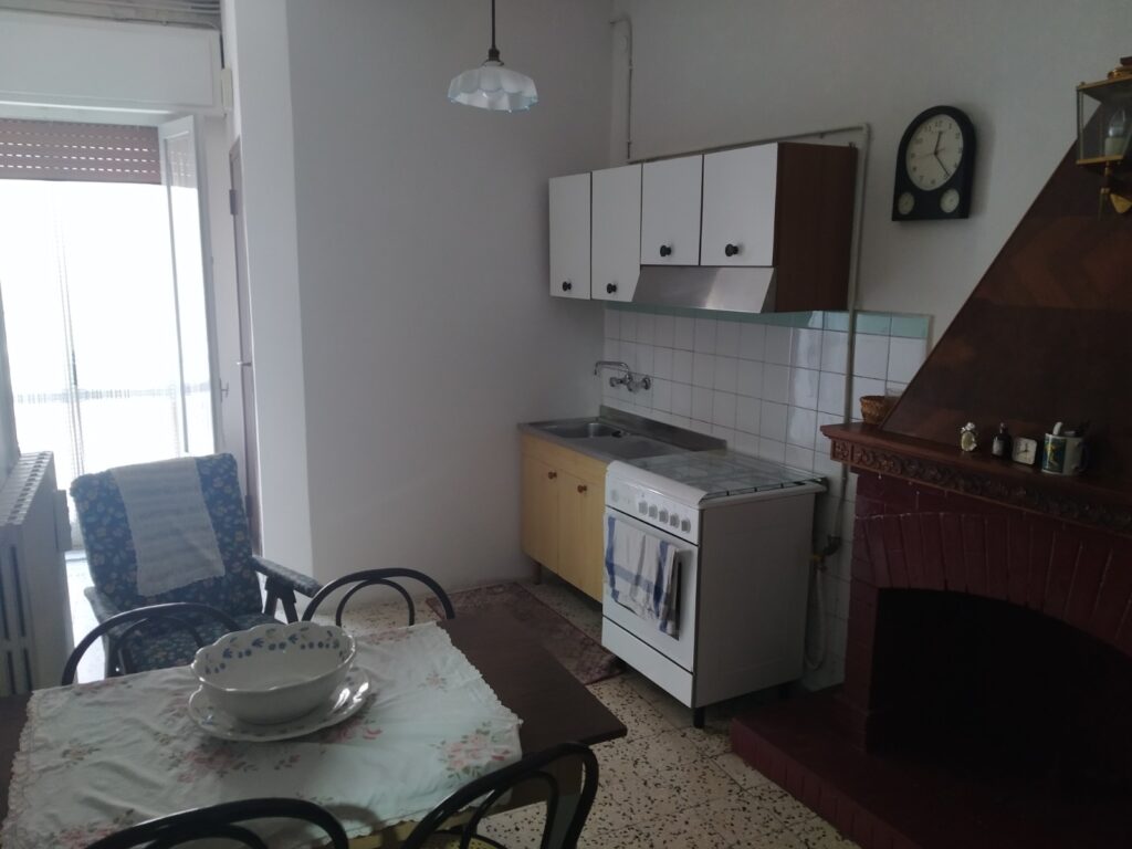 Casa indipendente nel centro urbano (via Duca d’Aosta, 50)