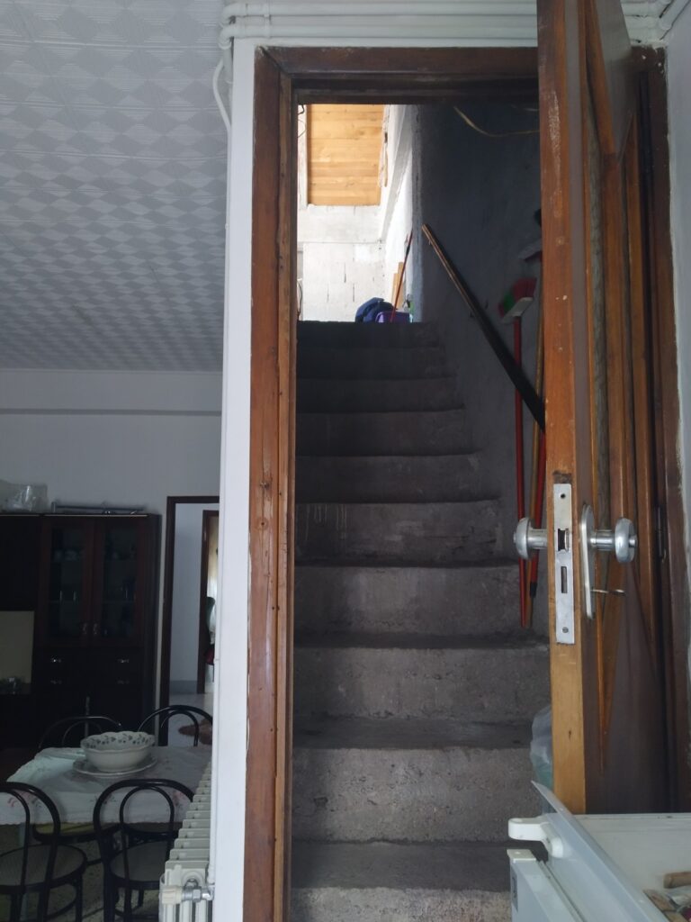 Casa indipendente nel centro urbano (via Duca d’Aosta, 50)