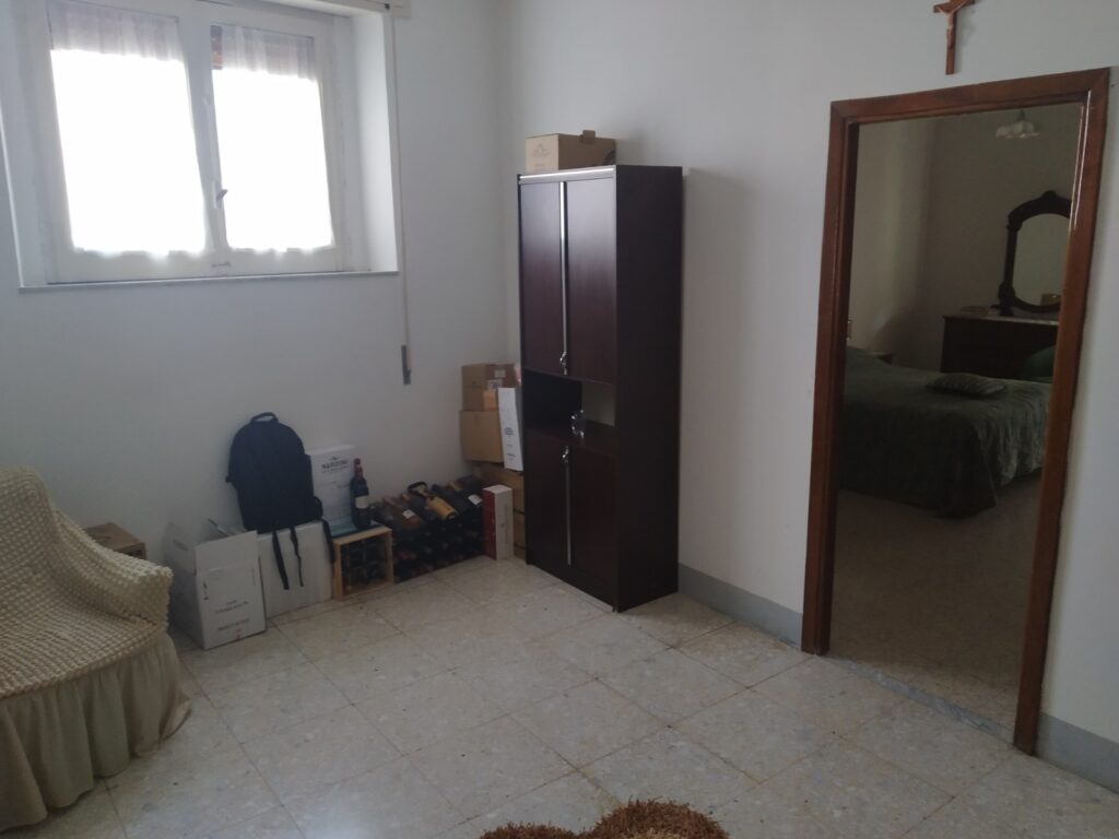Casa indipendente nel centro urbano (via Duca d’Aosta, 50)
