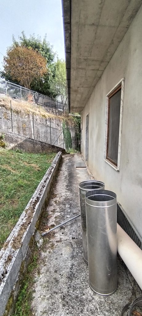 Casa indipendente nella frazione Agromonte Magnano (via Maturo, 11)