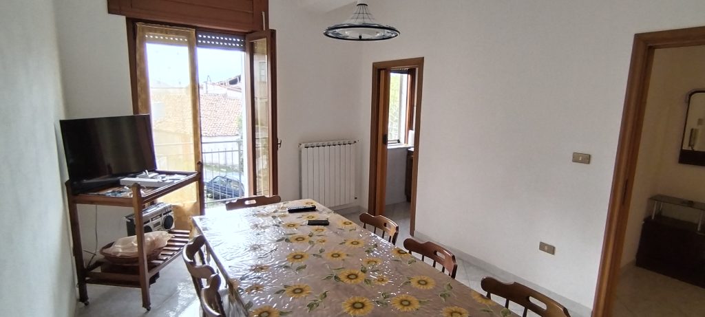 Casa indipendente nella frazione Agromonte Magnano (via Maturo, 11)