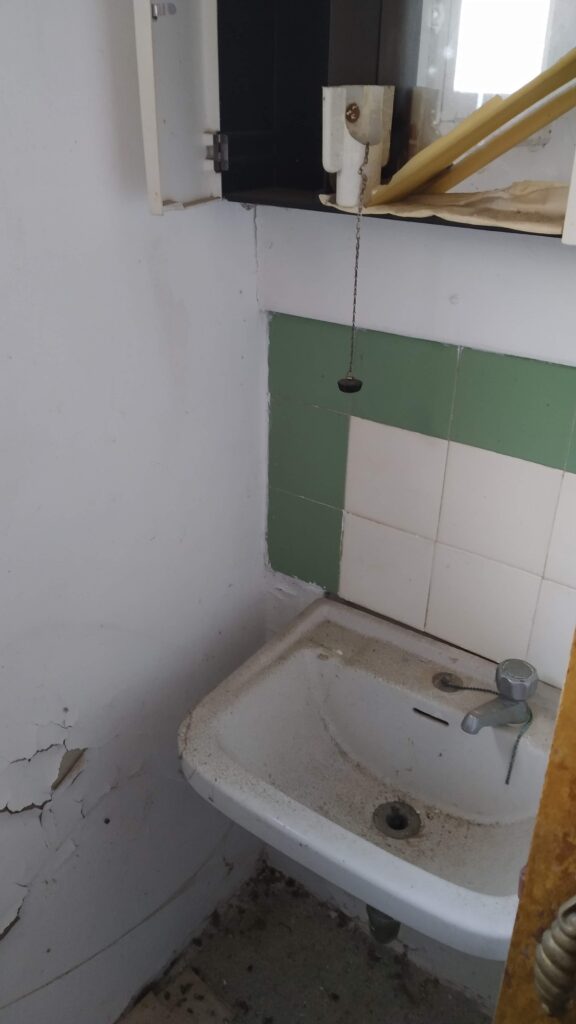 Casa indipendente nel centro urbano (largo Brigadiere Lombardi, 7)