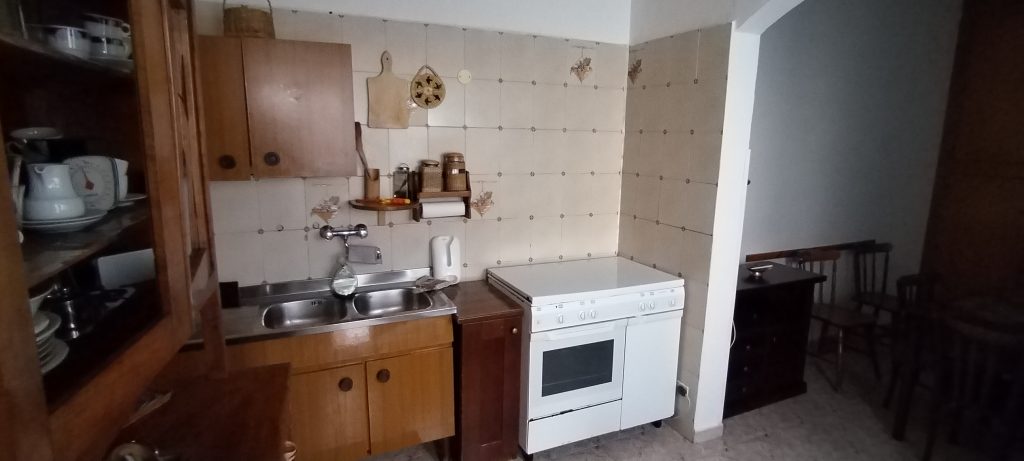 Casa indipendente con terrazza e vista panoramica nel centro storico (via Demostene, 2)