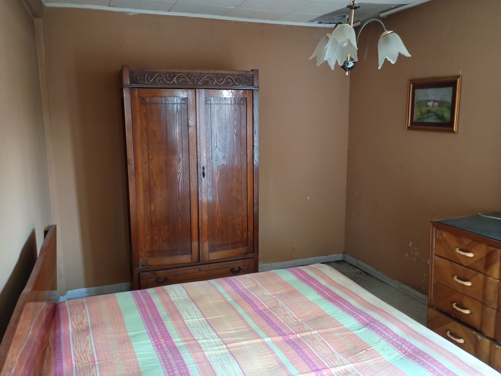 Detached house in the historic center (piazza Indipendenza, 1)