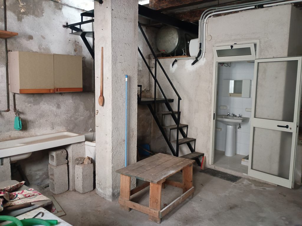 Casa indipendente nel centro storico (via Fratelli Bandiera, 4)