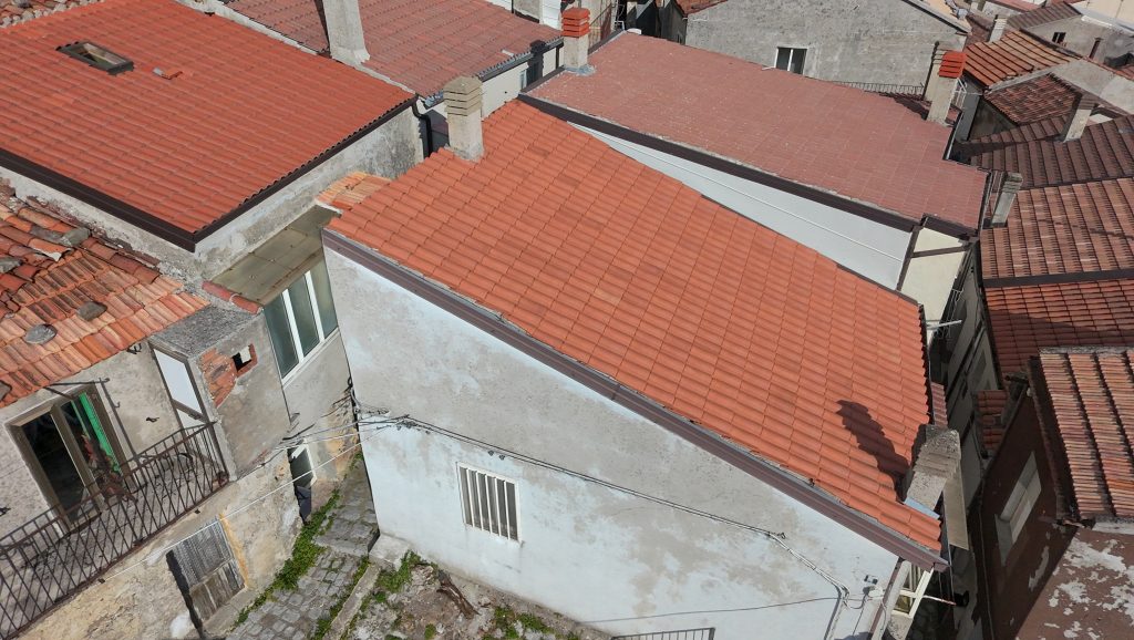 Casa indipendente nel centro storico (via Fratelli Bandiera, 4)