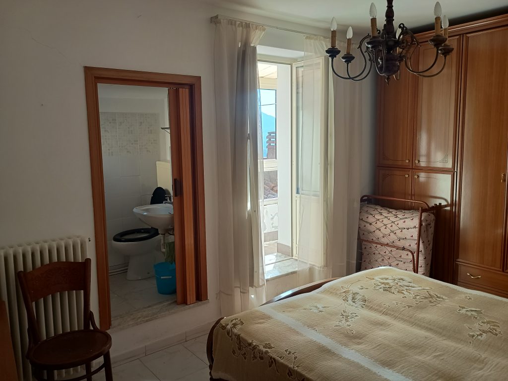 Casa indipendente nel centro storico (via Fratelli Bandiera, 4)