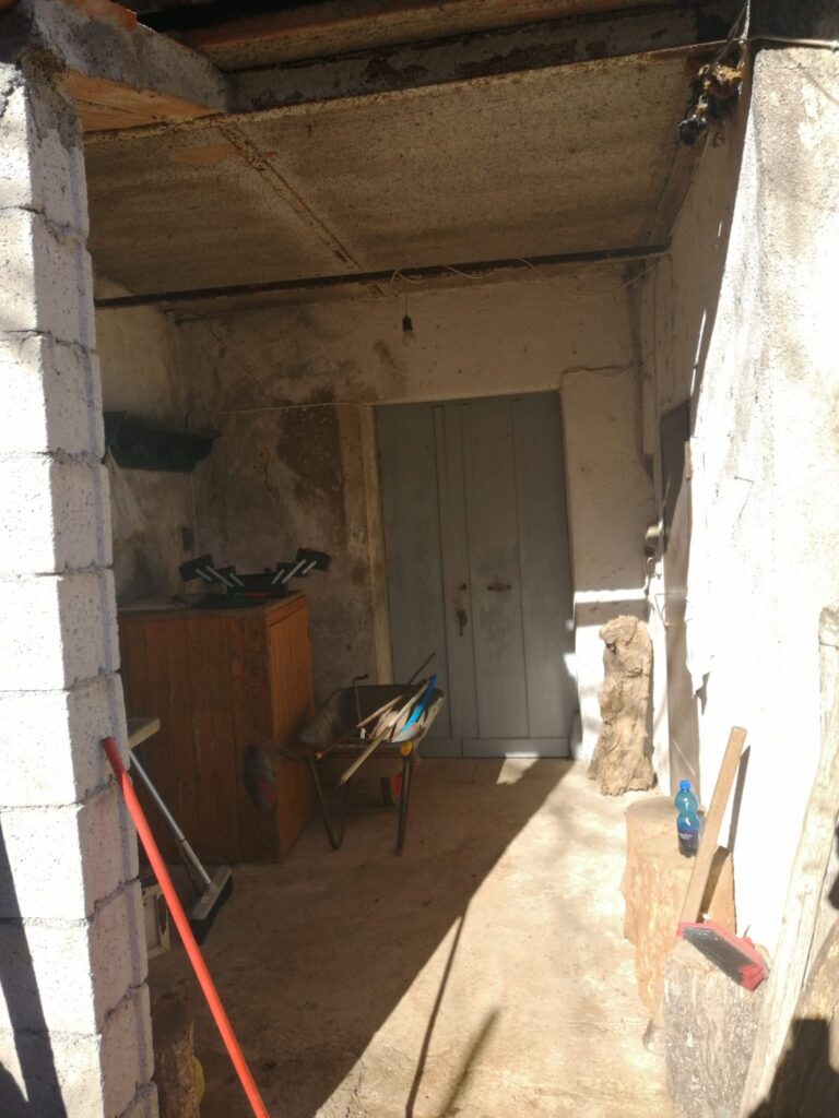 Detached house in a rural area (c.da Vignale, snc)