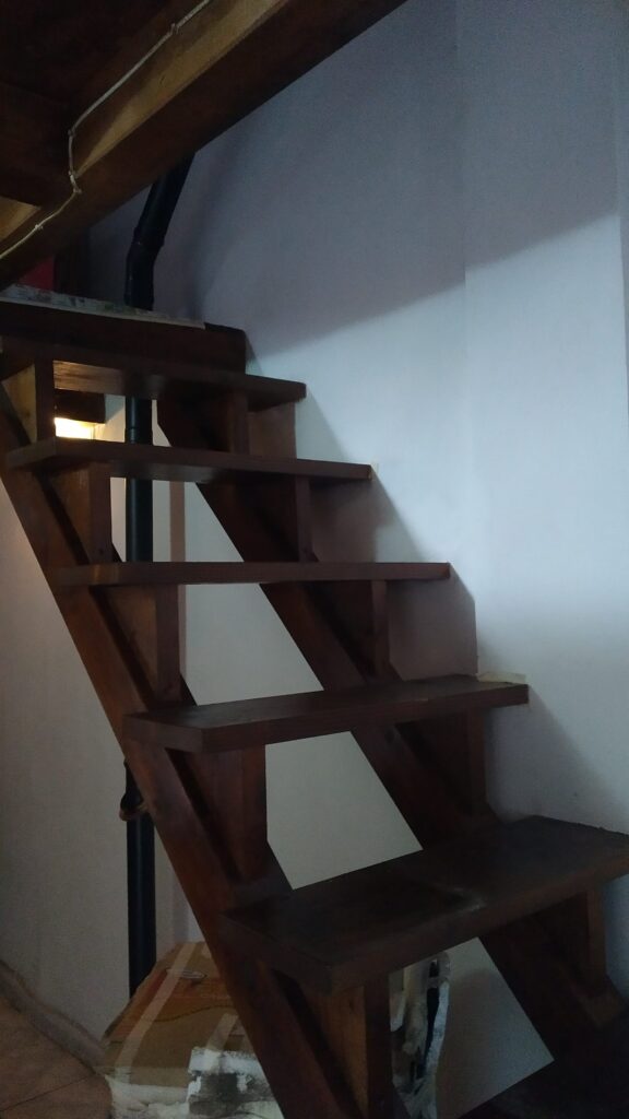 Casa indipendente nel centro storico (via Calvario, 19)