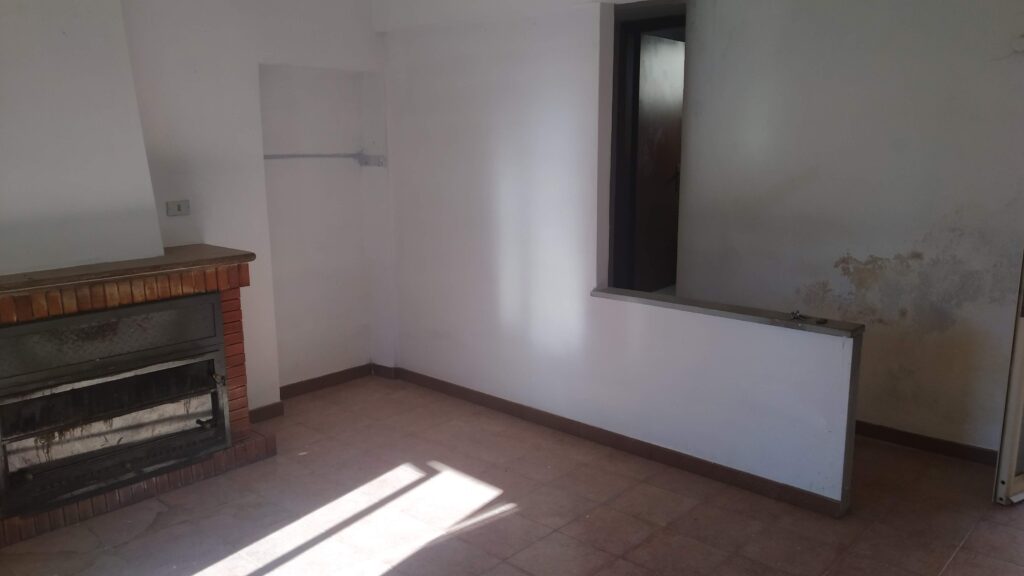 Detached house in the historical center (via Lamarmora, 6)
