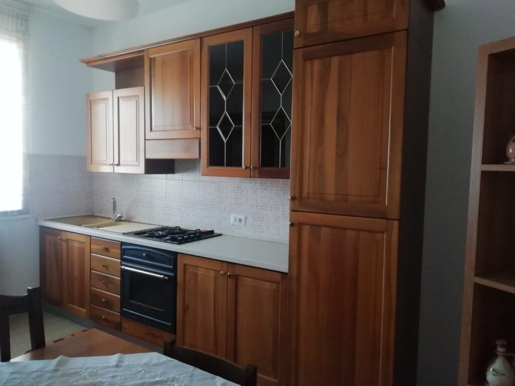 Casa indipendente nella frazione Agromonte Mileo (via Emanuela Loi, 8)