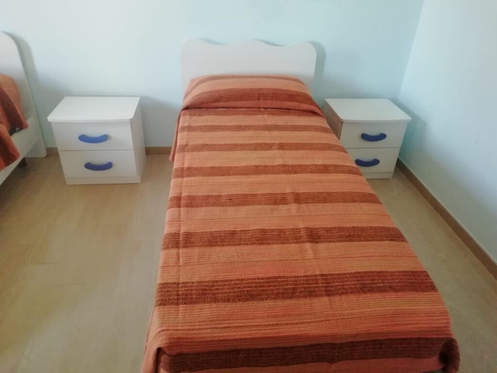Casa indipendente nella frazione Agromonte Mileo (via Emanuela Loi, 8)