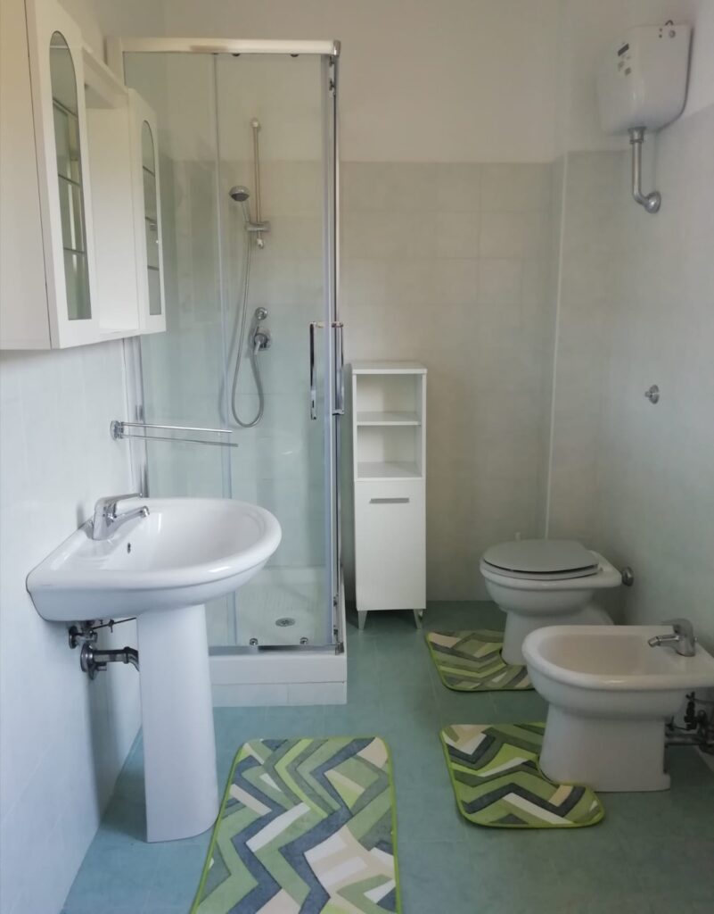 Casa indipendente nella frazione Agromonte Mileo (via Emanuela Loi, 8)