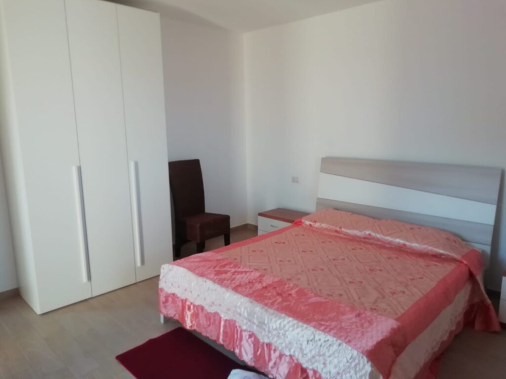 Casa indipendente nella frazione Agromonte Mileo (via Emanuela Loi, 8)