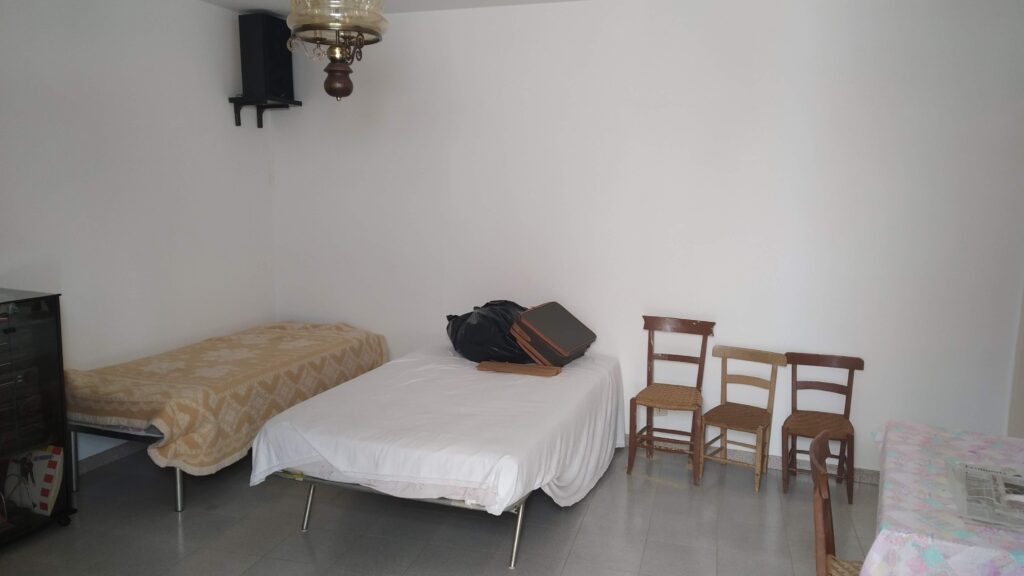 Casa indipendente nel centro storico (via Chiesa, 8)