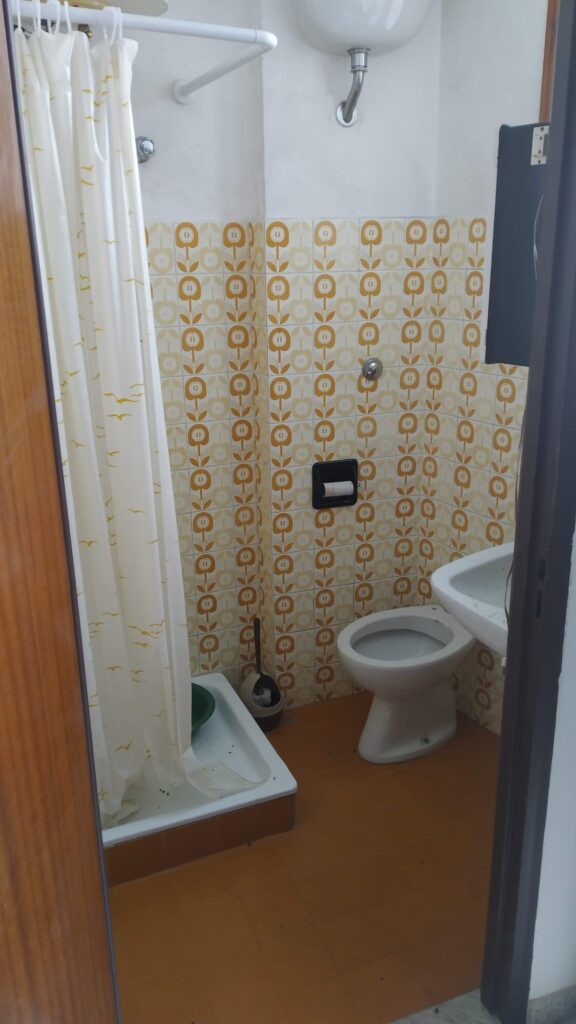 Casa indipendente nel centro storico (via Chiesa, 8)