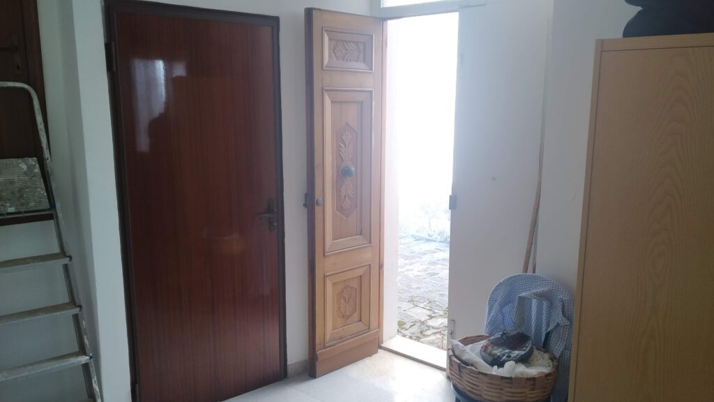 Casa indipendente nel centro storico (via Chiesa, 8)
