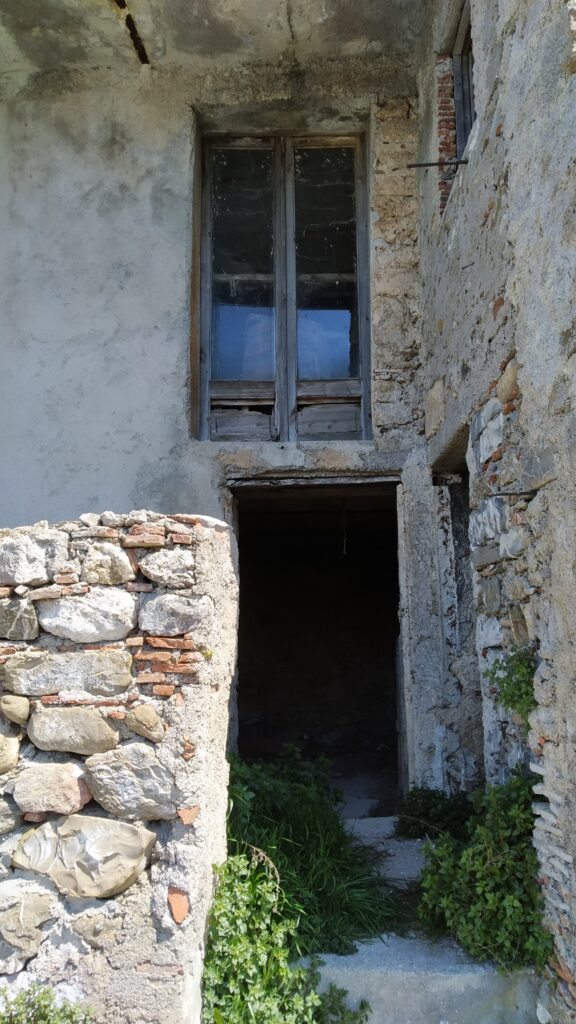 Detached house in the historic center (via Orsini, 27)