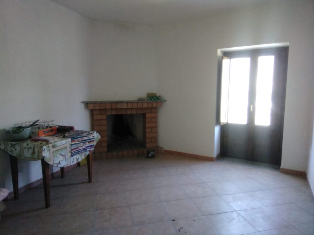 Casa indipendente nella frazione Torre (via SP ex SS104, snc)