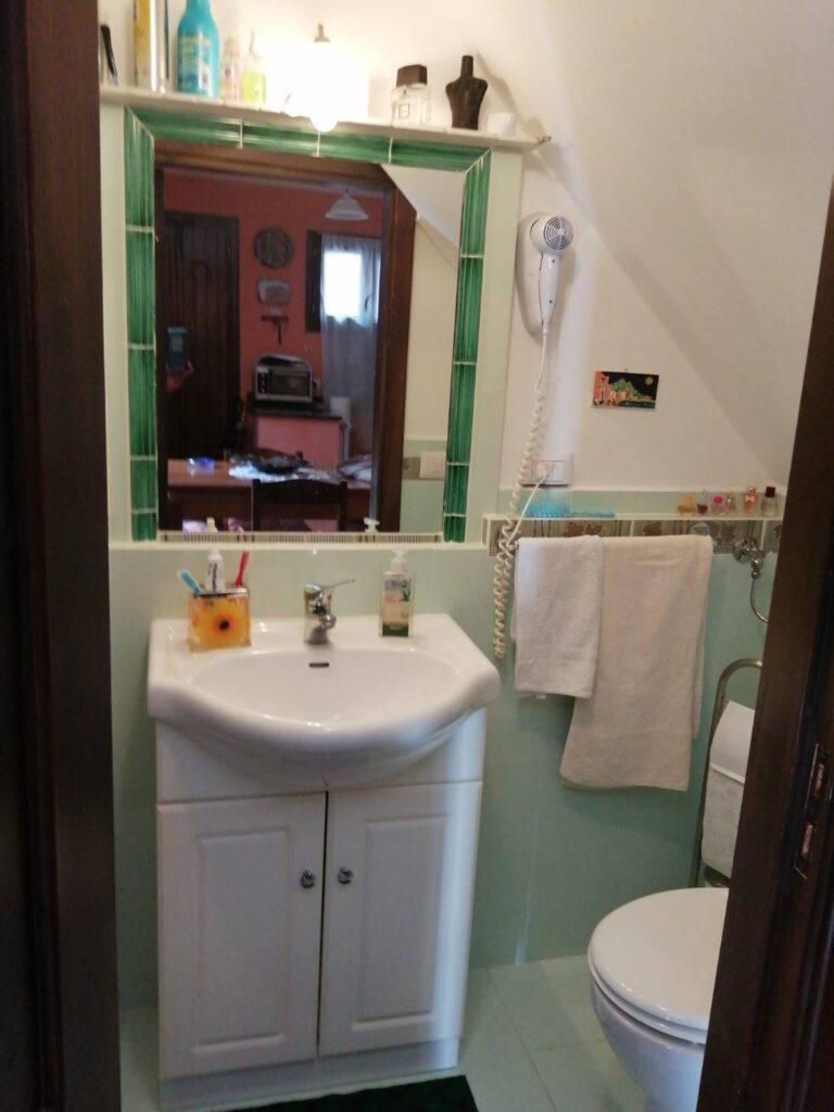 Detached house in the historic center (via Settembrini, 11)