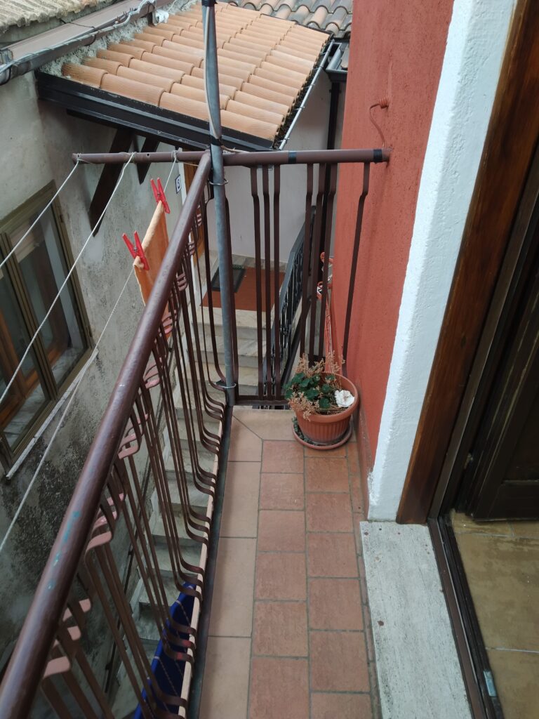 Detached house in the historic center (via Settembrini, 11)