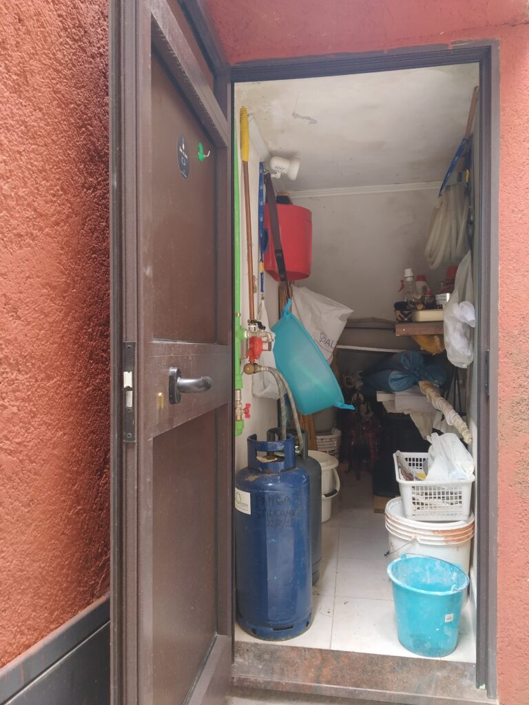 Detached house in the historic center (via Settembrini, 11)