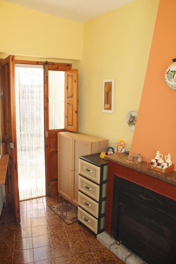 Detached house in the historic center (via Socrate, 1)