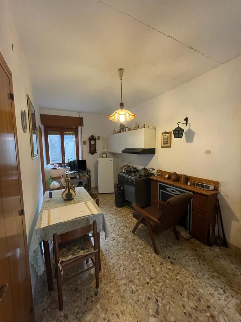 Detached house in the urban centre (via Boiardo, 5)