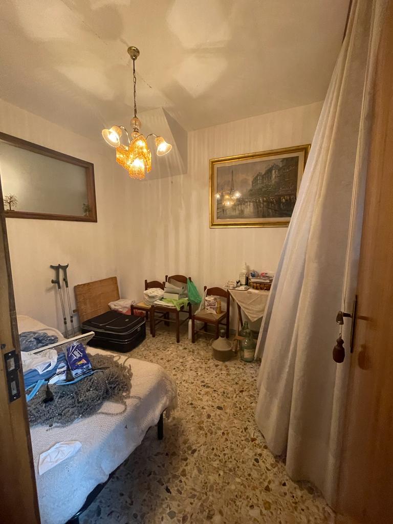 Detached house in the urban centre (via Boiardo, 5)